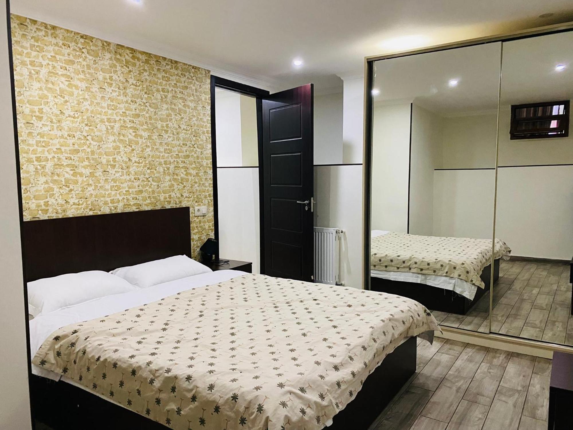 Old Town Apartment Tbilisi Luaran gambar